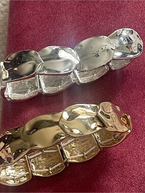 Stretchy high-gloss overlapping cuff bracelets